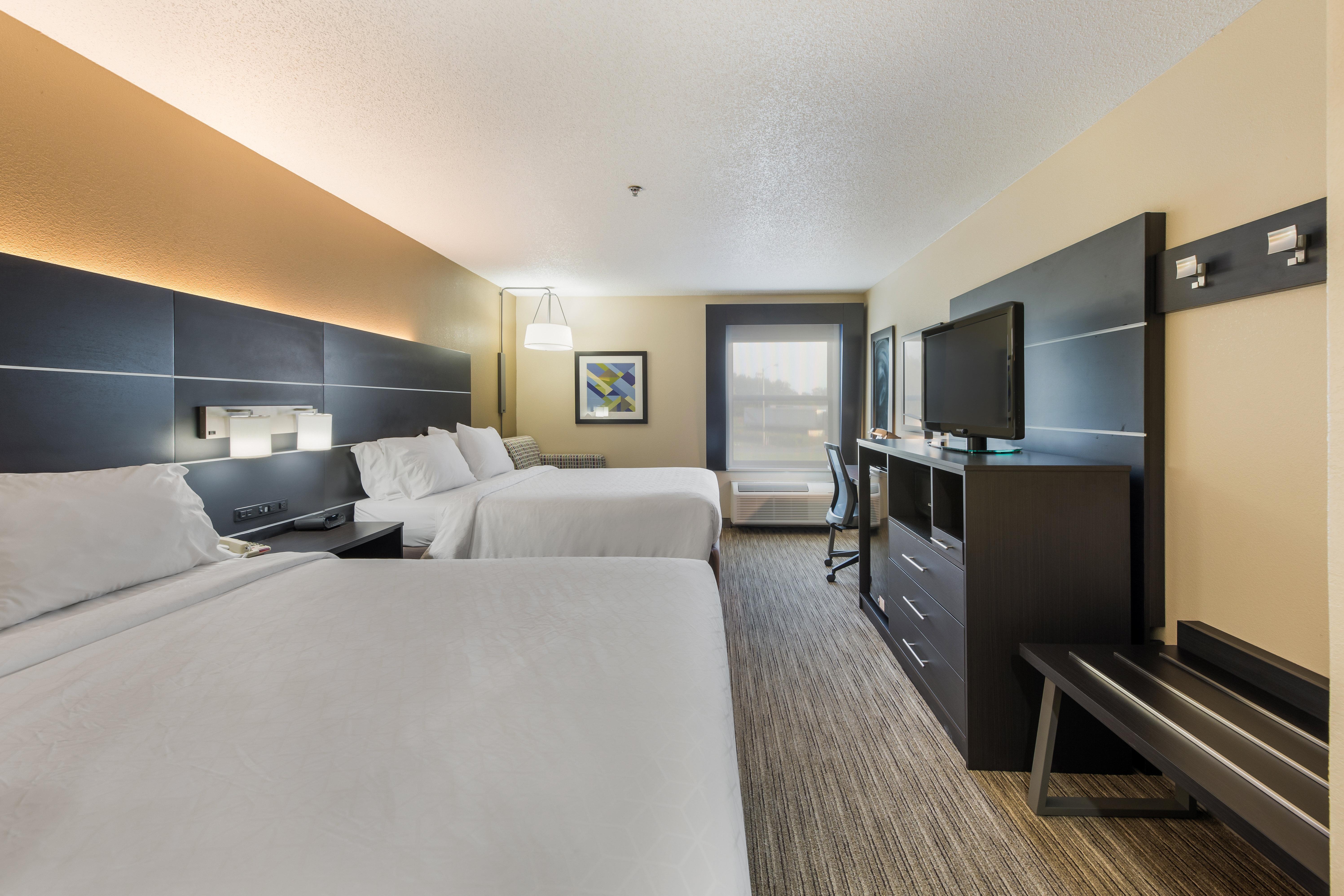 Holiday Inn Express London-I-70 By Ihg Exterior photo
